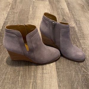 New. Lucky Brand Yabba Wedge Bootie